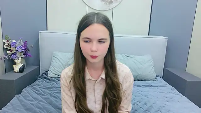Chat XXX en directo de Thalia_Croft