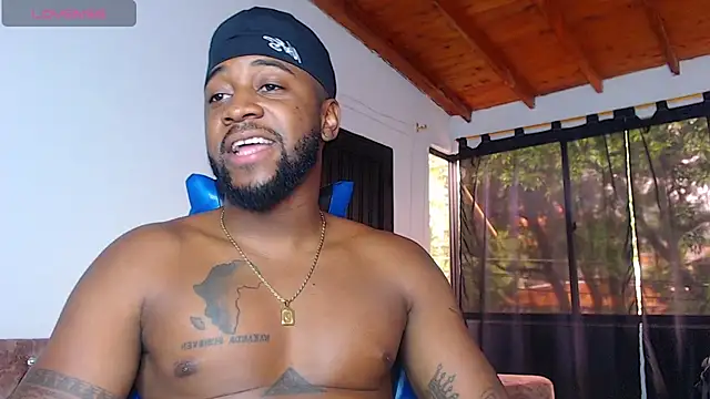 Drake_Nassir4 live XXX chat