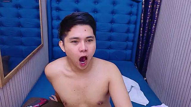 Kaydee_Callix 即時 XXX 聊天