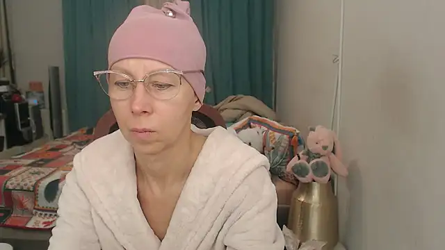 LuxuryNika Live XXX Chat