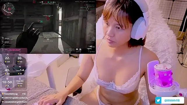 Kana_G élő XXX-chatje