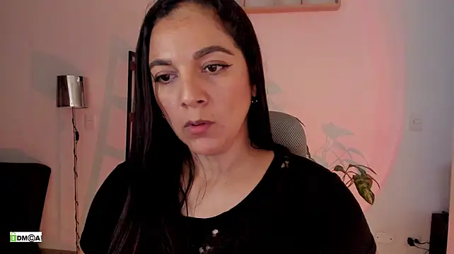 urcute_kitten Live XXX-Chat