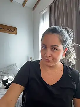 AVRAKEHDABRA Chat XXX in diretta