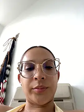 cutie_dance's Live XXX Chat