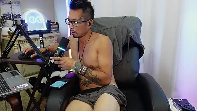 Chat +18 de Ghost11_11 ao vivo