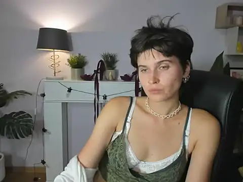 SarahxCharm Chat XXX in diretta