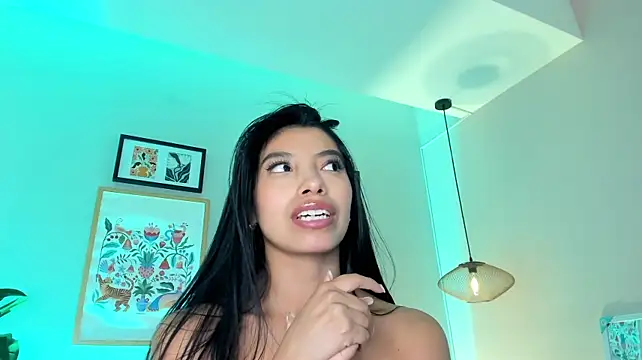 Tiffany_Low Chat XXX in diretta