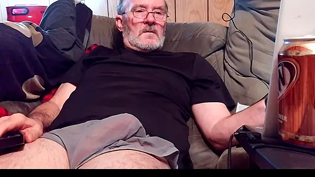 snickers1's Live XXX Chat