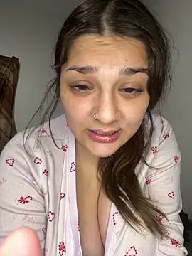 treasurebabii Adlı Modelin Canlı XXX Sohbeti