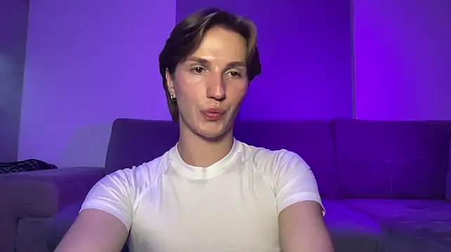 LeoWild1 Live XXX-chat