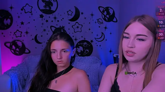 Chat +18 de caroline_honeyy ao vivo