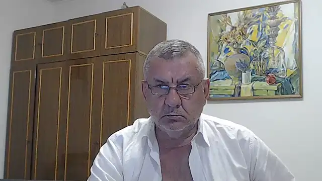 XXX chat uživo modela machomale3