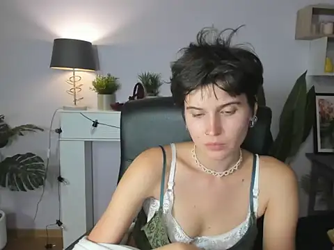 SarahxCharm 现场XXX聊天