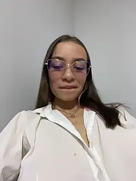 Chat XXX en directo de Chloe_Key