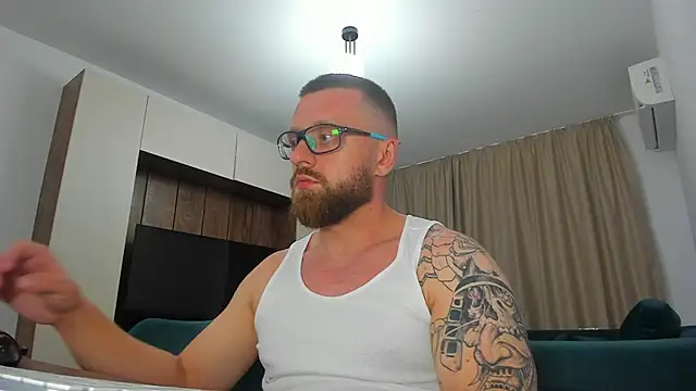 Findom_guy 라이브 XXX 채팅