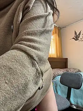 latinfemale 现场XXX聊天