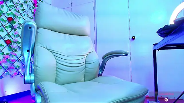 WOLFMIGUEL Live XXX-Chat