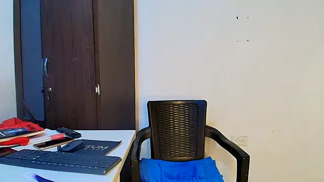 Chat XXX ao vivo de Oh_Tique
