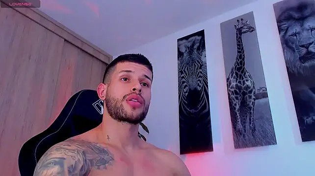 Santos_ramirez1's Live XXX Chat