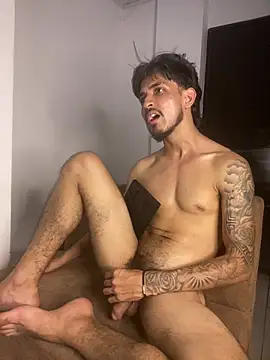 Kriss_Edwards Chat XXX in diretta