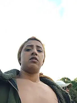 Domekaqueen1 现场XXX聊天