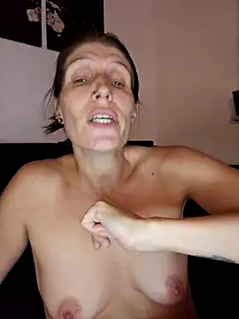 Lenchen_ Chat XXX in diretta