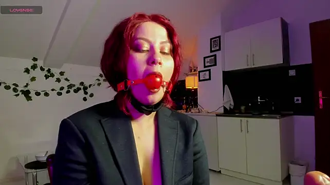 AmiableMuffleGirl's Live XXX Chat