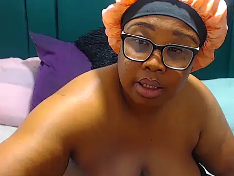 BUSTYTUMIXX23's Live XXX Chat