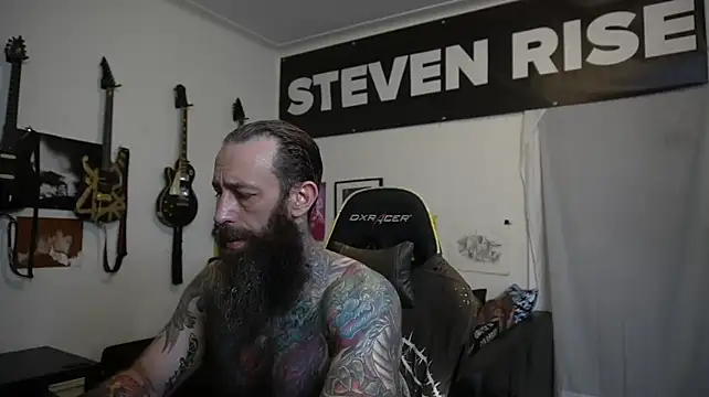 Živý XXX chat StevenRiseNYC