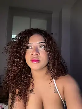 Kass_1's Live XXX Chat