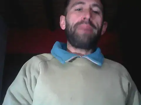 HesARG live XXX chat