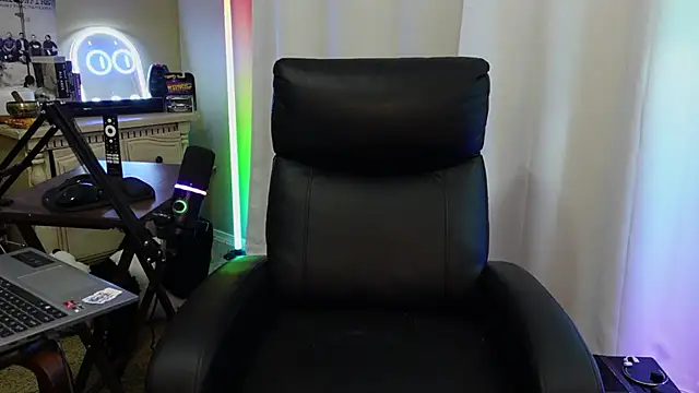 Chatroom XXX en direct de Ghost11_11