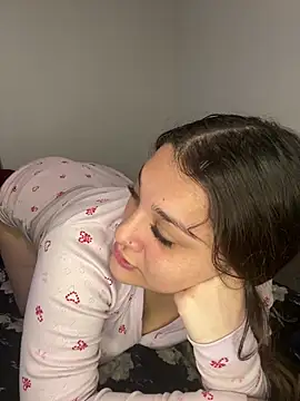 XXX chat uživo modela treasurebabii