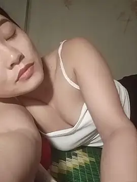 Chat XXX Live PIVI-12