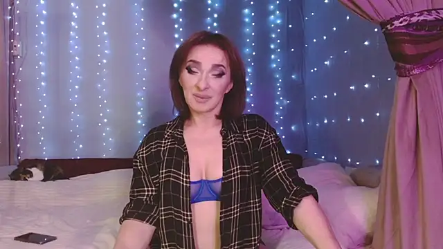Онлайн чат XXX julia_renard