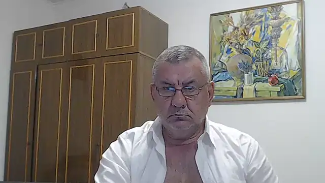 machomale3: онлайн-секс-чат