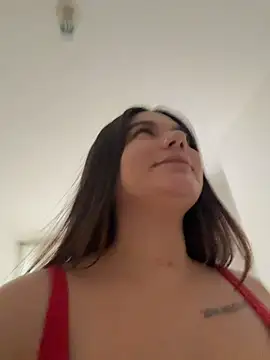 LaiaGomez Chat XXX in diretta