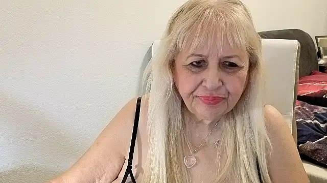 دردشة SusiLifeXXX الجنسية المباشرة