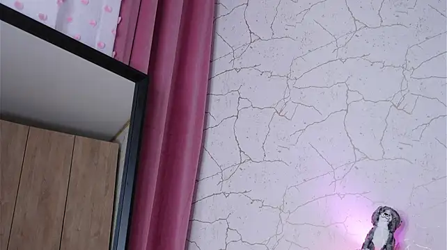 BambiRoses Live XXX-chat