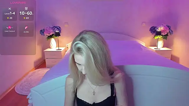 Chat +18 de Julie_Blaze ao vivo