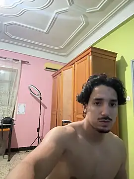 Pokazy przed kamerką – fuck___boyy