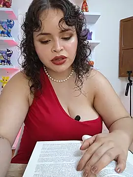 צ'אט XXX בשידור חי של SeleneLuminari8