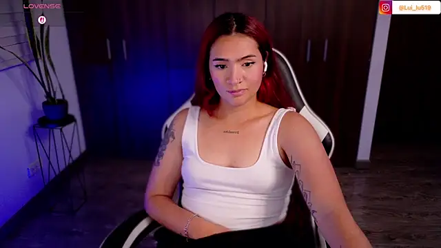 ImLui_lu Adlı Modelin Canlı XXX Sohbeti