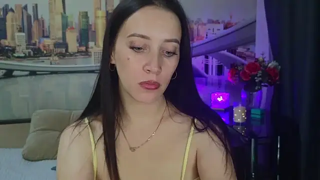 Chatroom XXX en direct de MonicaSweetx