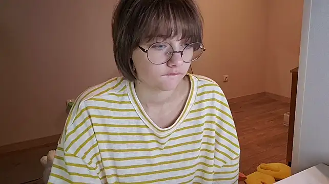 Živý XXX chat ExitedTroth