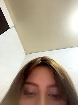 AngelinaNoAngel Chat XXX in diretta