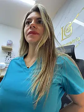 Вебкам-шоу alicee16