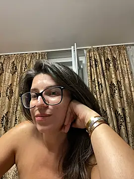 NadiraNoor 라이브 XXX 채팅