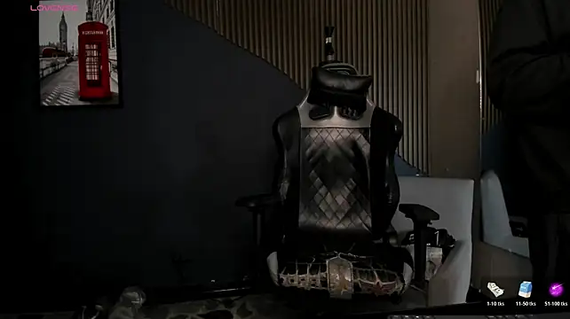 Chat XXX ao vivo de Axxel_Muscle