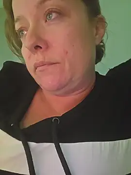 julimonroe 现场XXX聊天